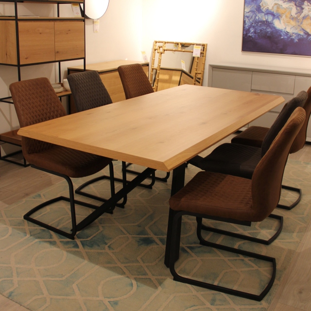 200cm Dining Table In Natural Oak Finish - Item As Pictured - Holmwood