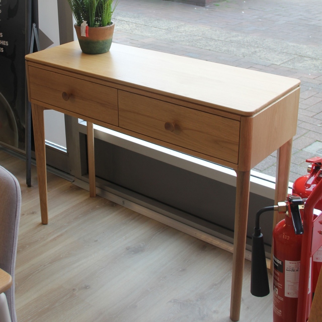 Console Table - Item as Pictured - Lausanne Oak