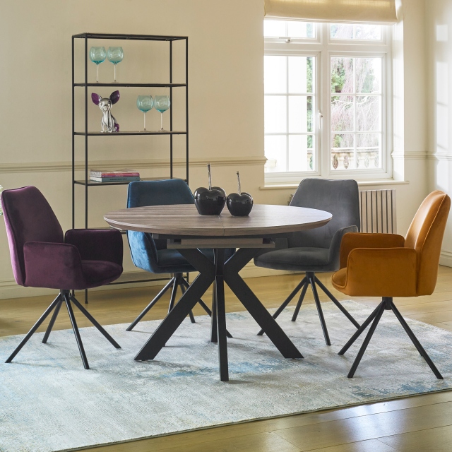 120Øcm Smart Top Round Extending Dining Table In Oak Finish - Rochester